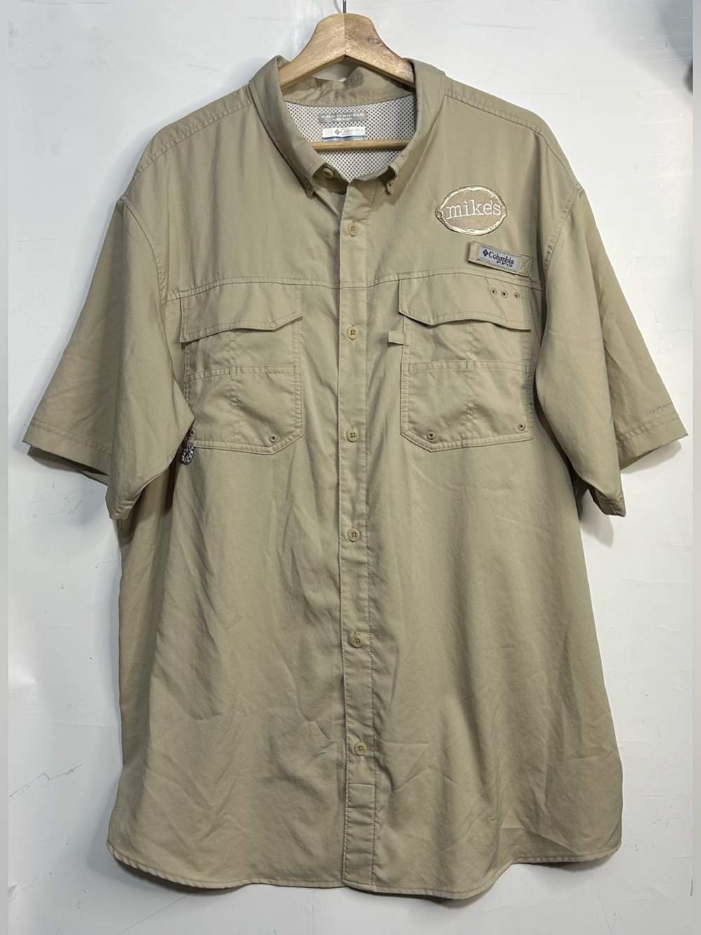 Columbia Men's Short Sleeve Button Down Shirt - Tan